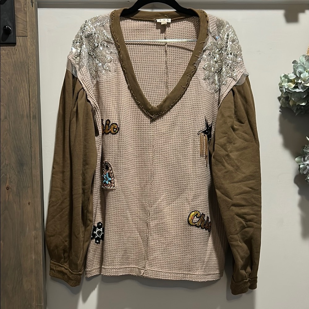 POL Cream Oversized Graphic Long Sleeve Sweatshirt